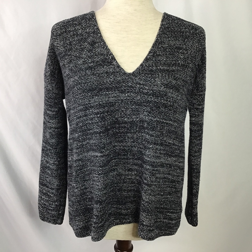H&m Conscious Sweater Size Small V-Neck Heather Black Gray